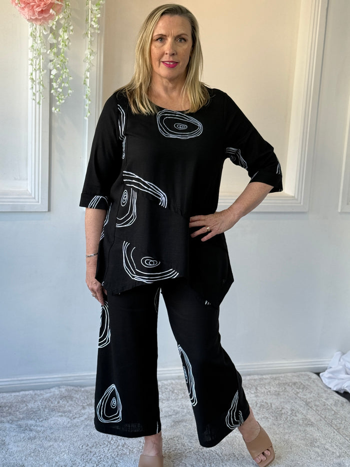 Karla Black Swirl Linen Top