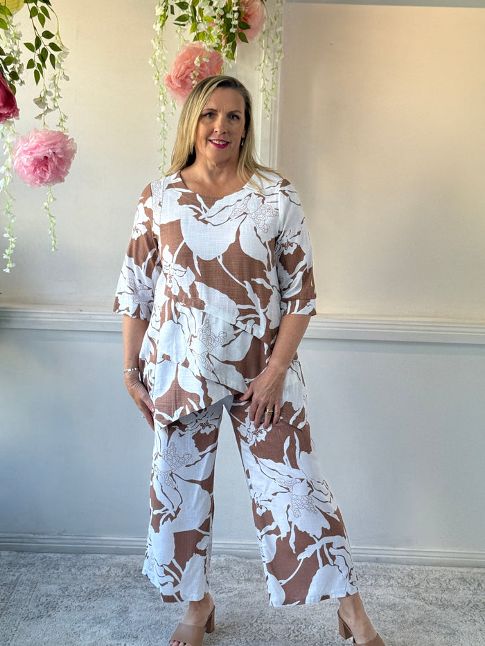 Karla Sand Floral Linen Top