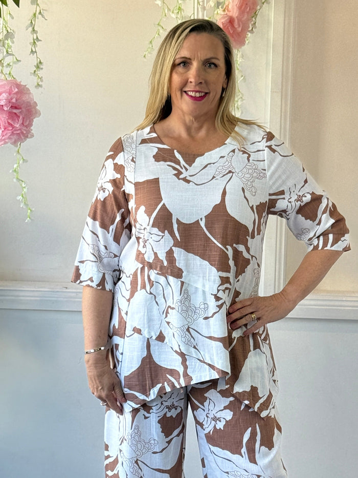 Karla Sand Floral Linen Top