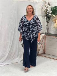 Kelly Navy Floral Top