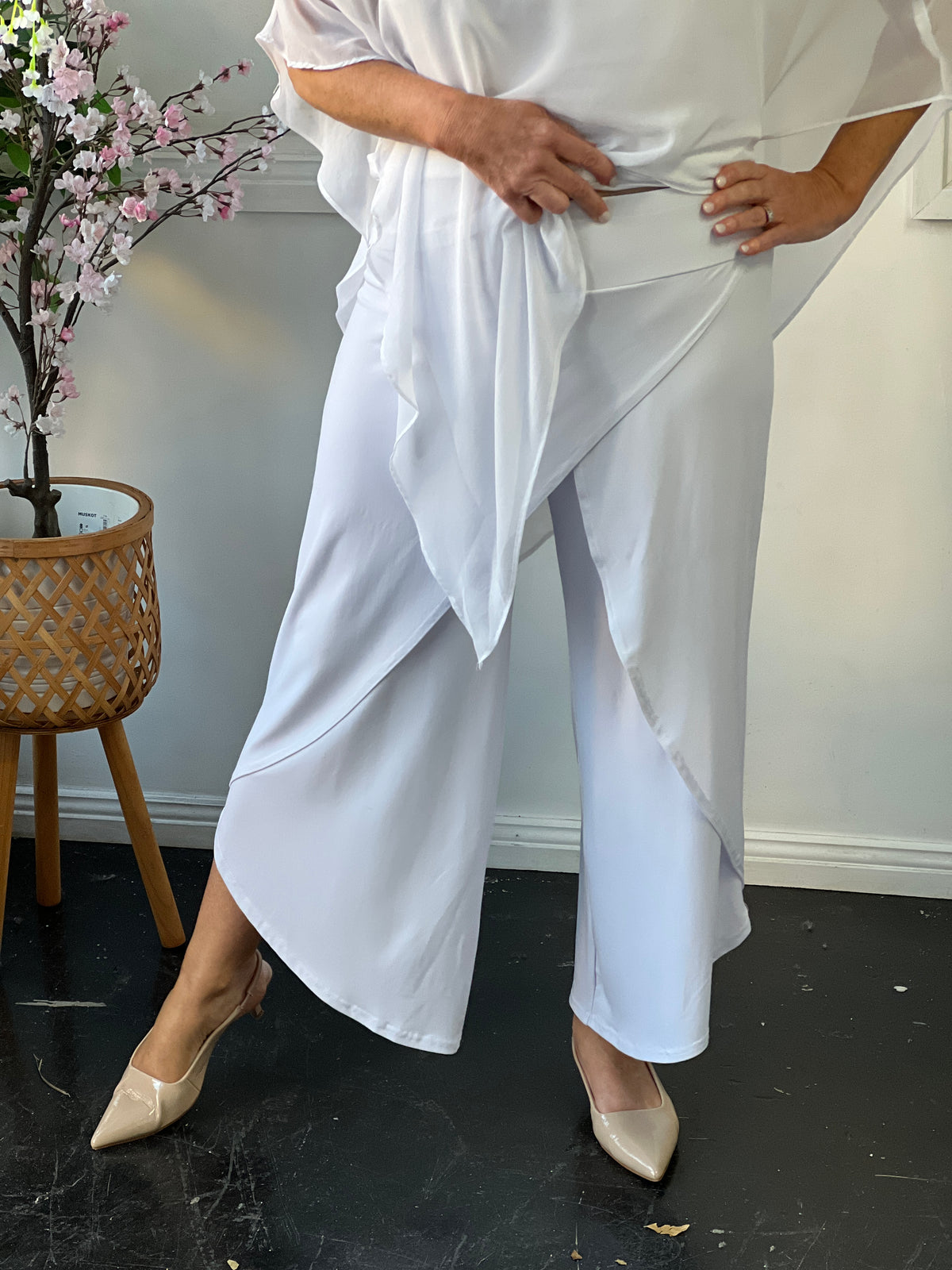 Pyrmont White Layered Pants