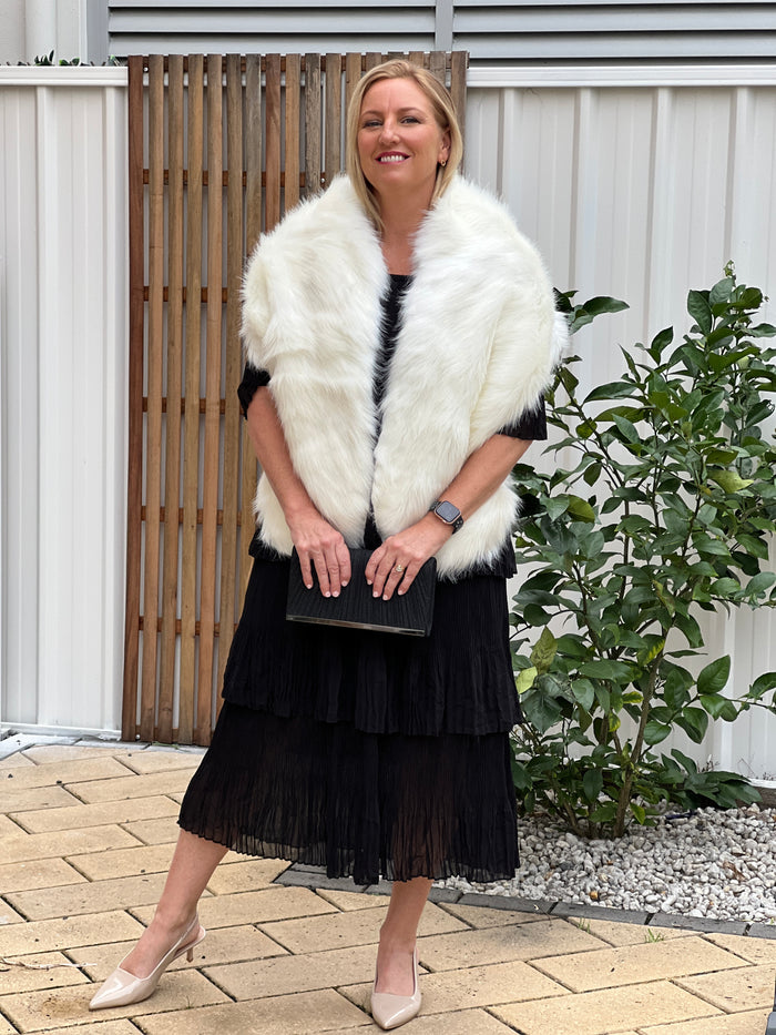 Xissi Faux Fur Shawl