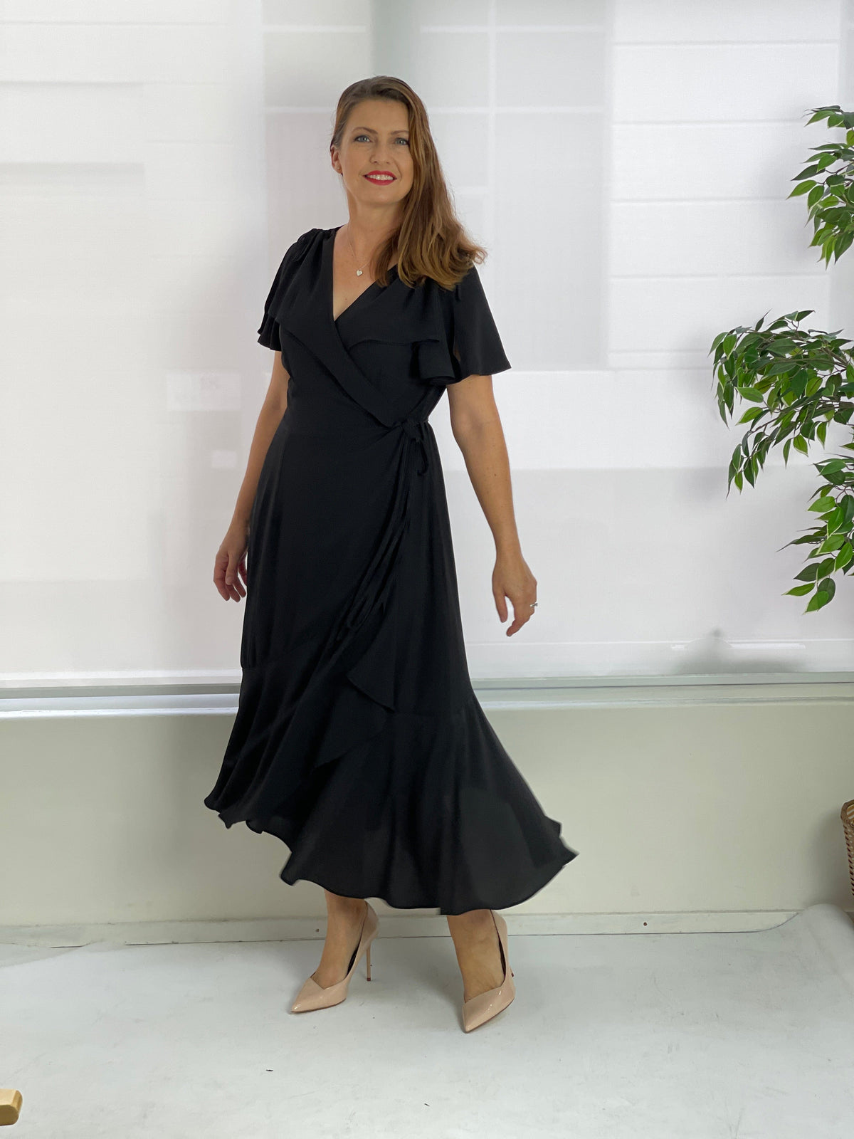 RTM DRESSES Obelle Black Wrap Dress