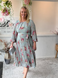 Cantina Soft Pastel Pleated Dress