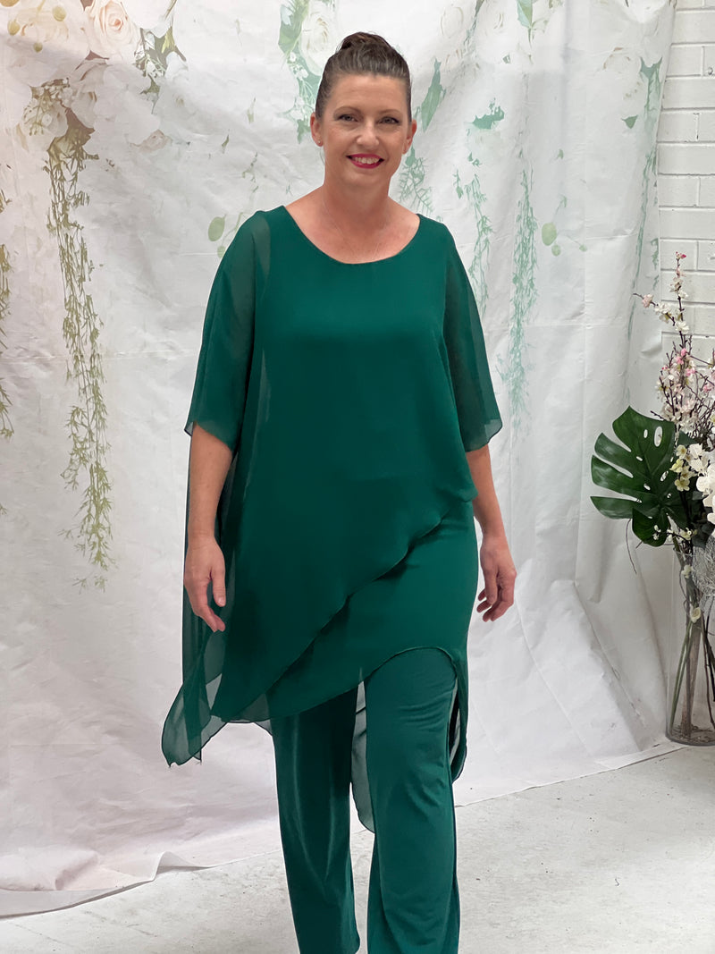 Cara Emerald Elegant Jumpsuit