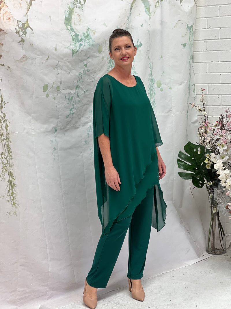 Cara Emerald Elegant Jumpsuit