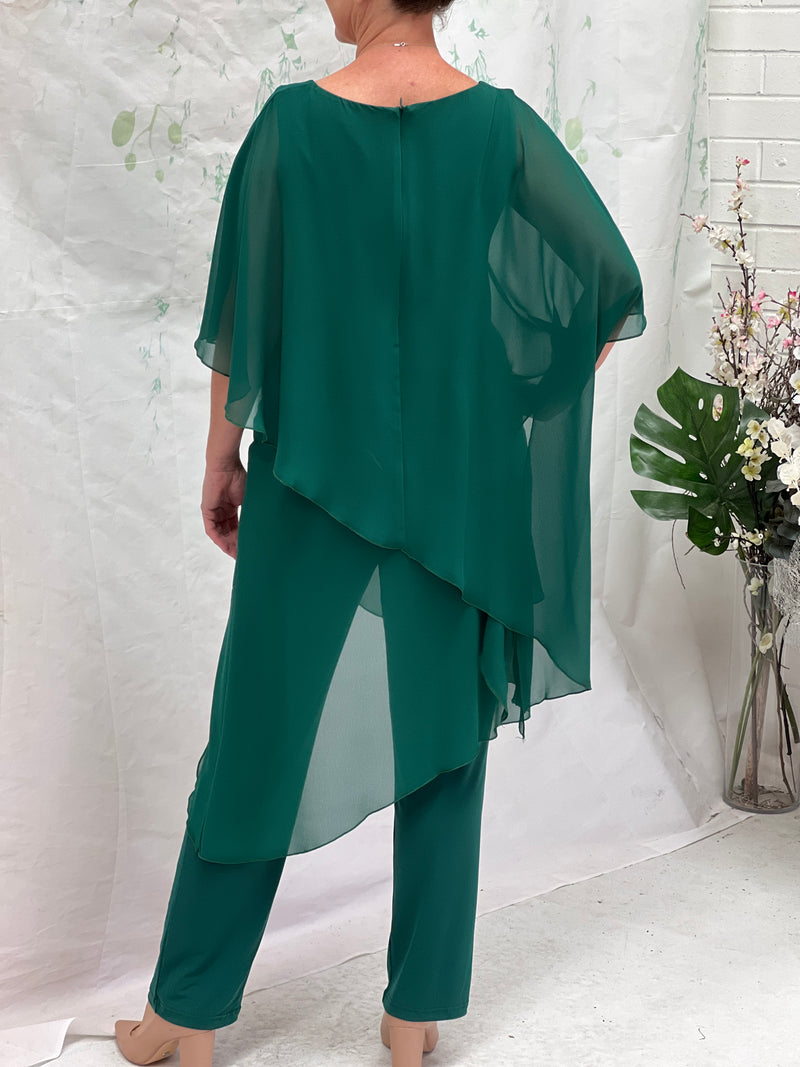 Cara Emerald Elegant Jumpsuit