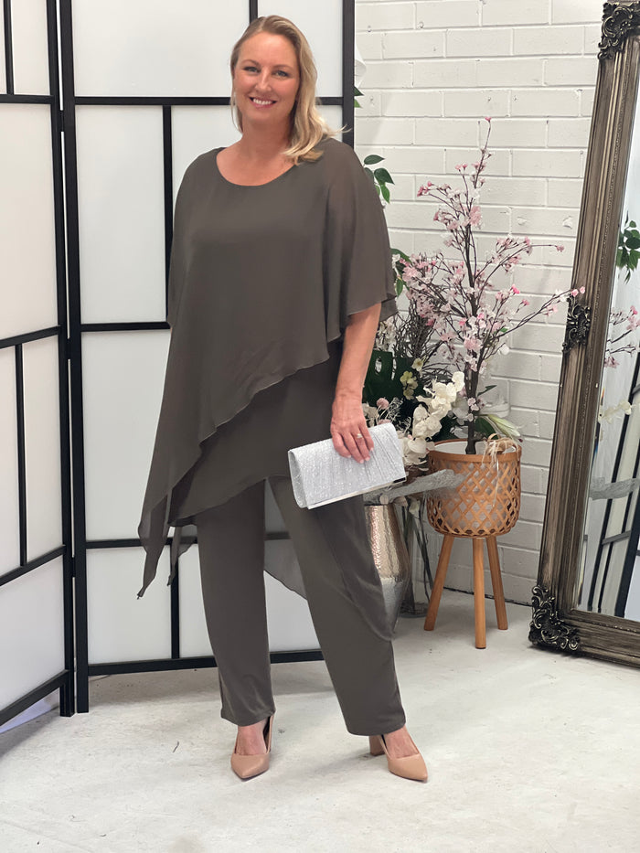 Cara Khaki Elegant Jumpsuit