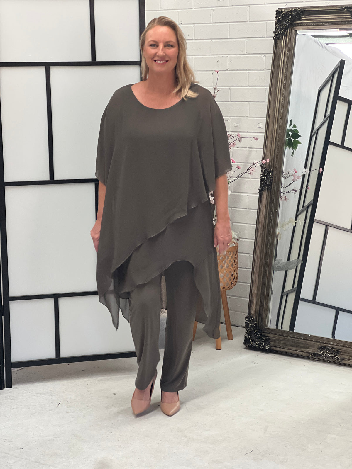 Cara Khaki Elegant Jumpsuit