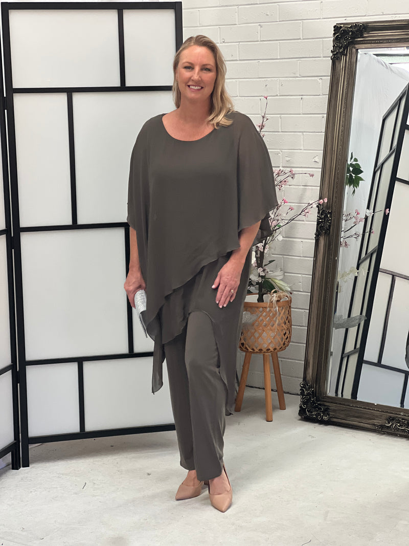 Cara Khaki Elegant Jumpsuit