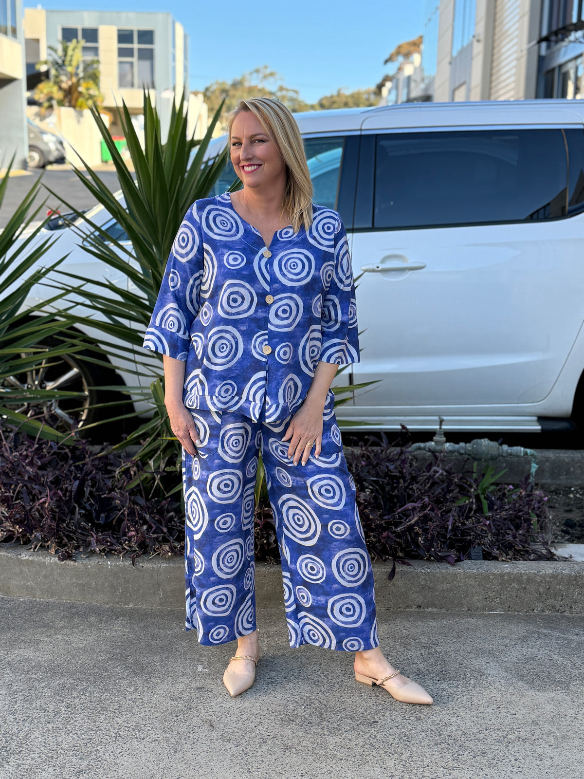 Niylah Blue Swirl Linen Pants