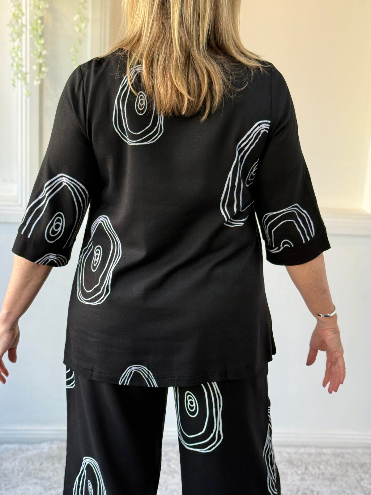 Karla Black Swirl Linen Top