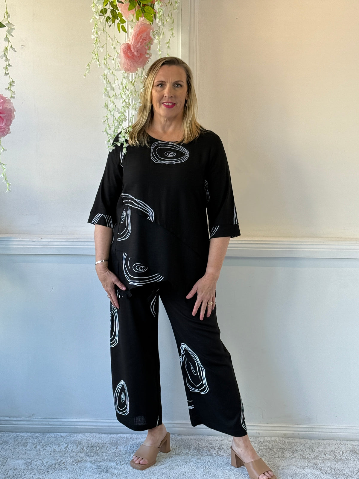 Karla Black Swirl Linen Top
