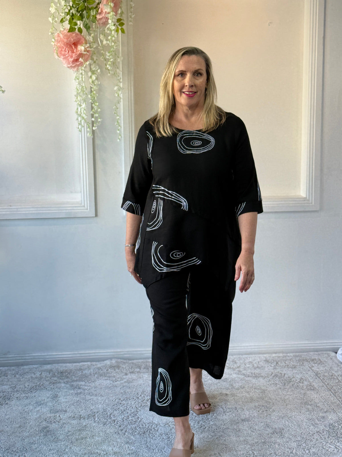 Karla Black Swirl Linen Top
