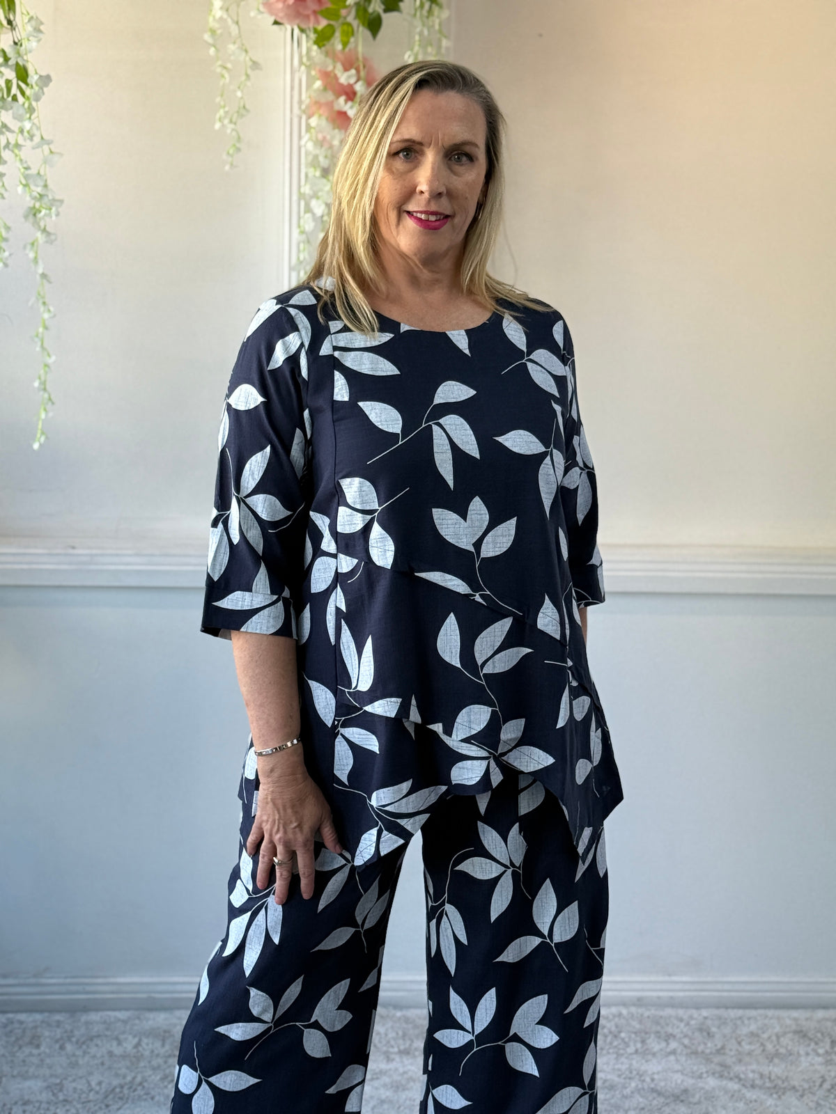 Karla Leaf Navy Linen Top