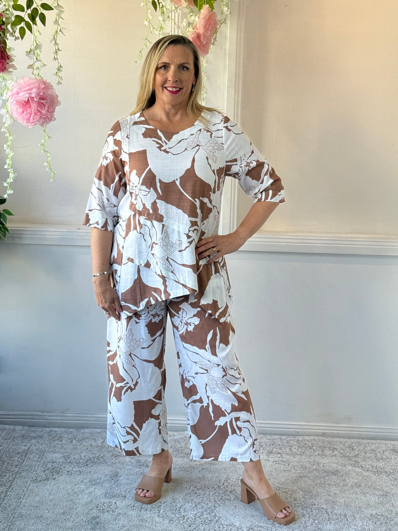 Niylah Sand Floral Linen Pants