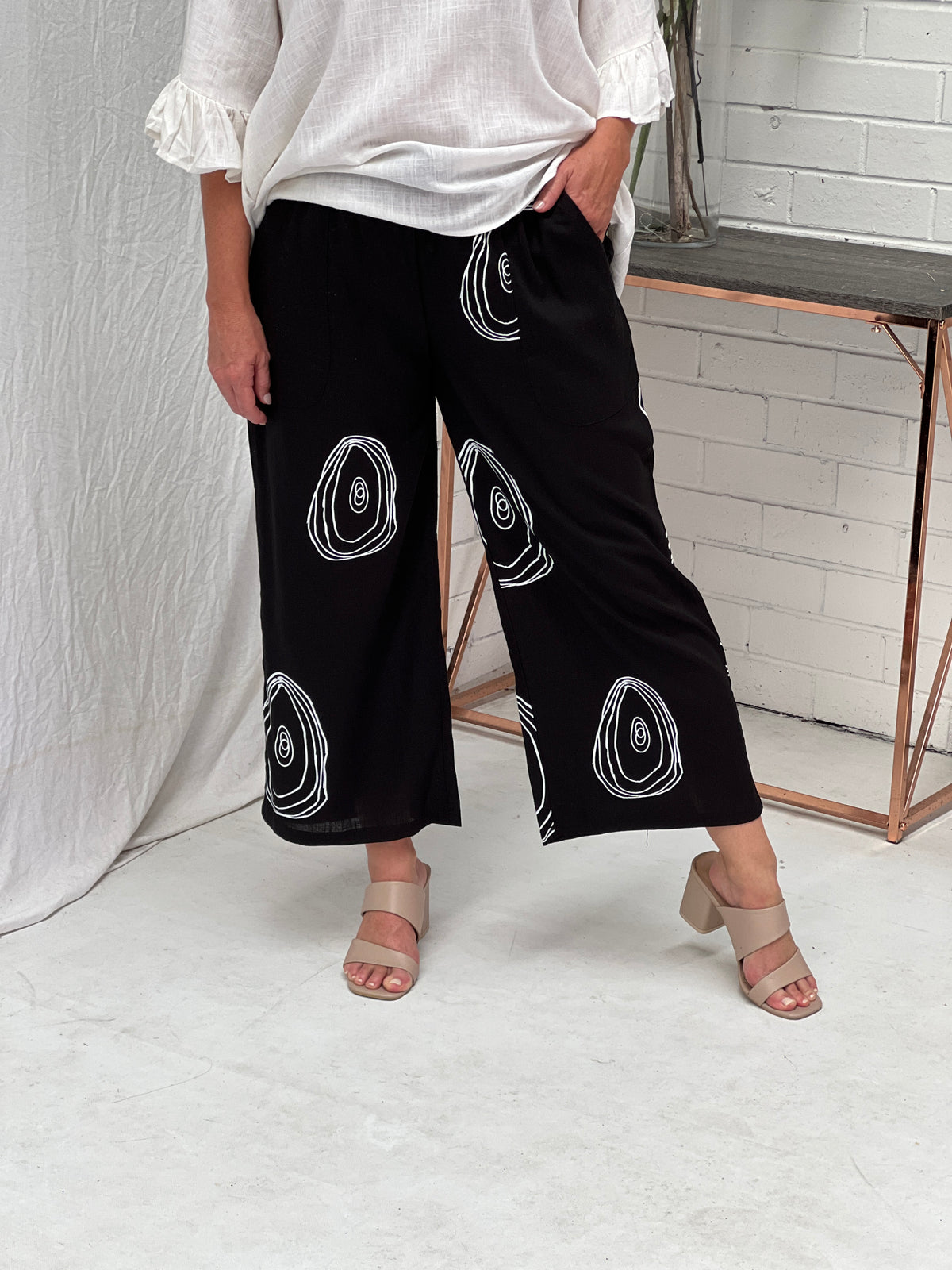 Niylah Black Swirl Linen Pants
