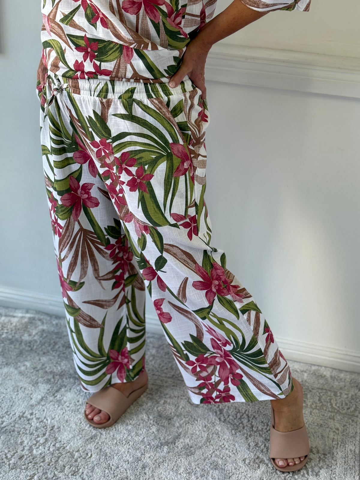 Niylah Garden Linen Pants