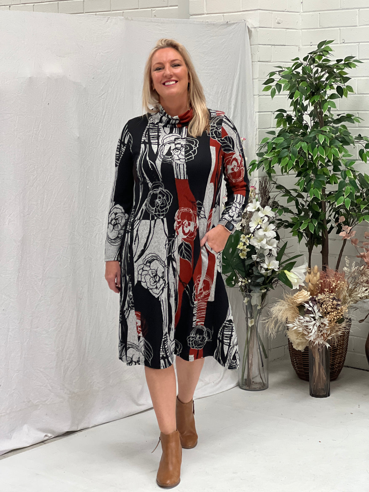 Octavia Abstract Knit Dress Dressxox Octavia Abstract Knit Dress Dressxox