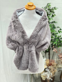 Xiamo Faux Fur Shawl