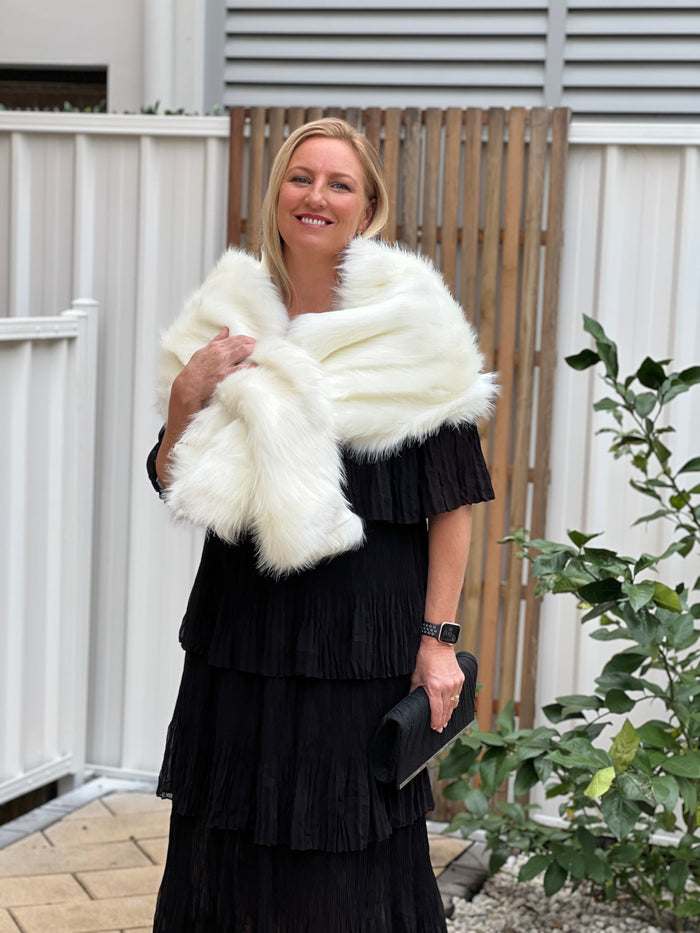 Xissi Ivory Shawl