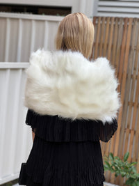 Xissi Ivory Shawl