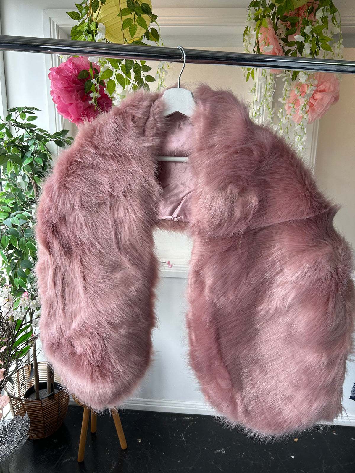 Xissi Faux Fur Shawl