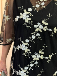 Xyla Black Blossom 2 Piece Set