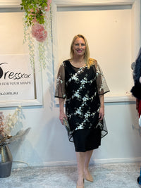 Xyla Black Blossom 2 Piece Set