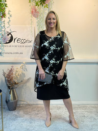 Xyla Black Blossom 2 Piece Set