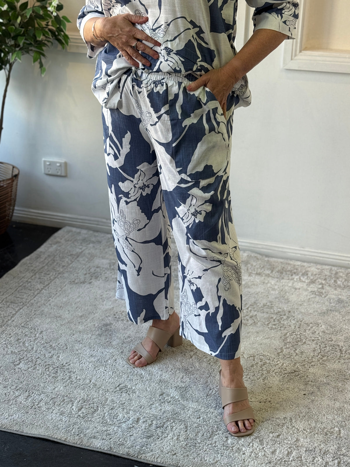 Niylah Blue Floral Linen Pants