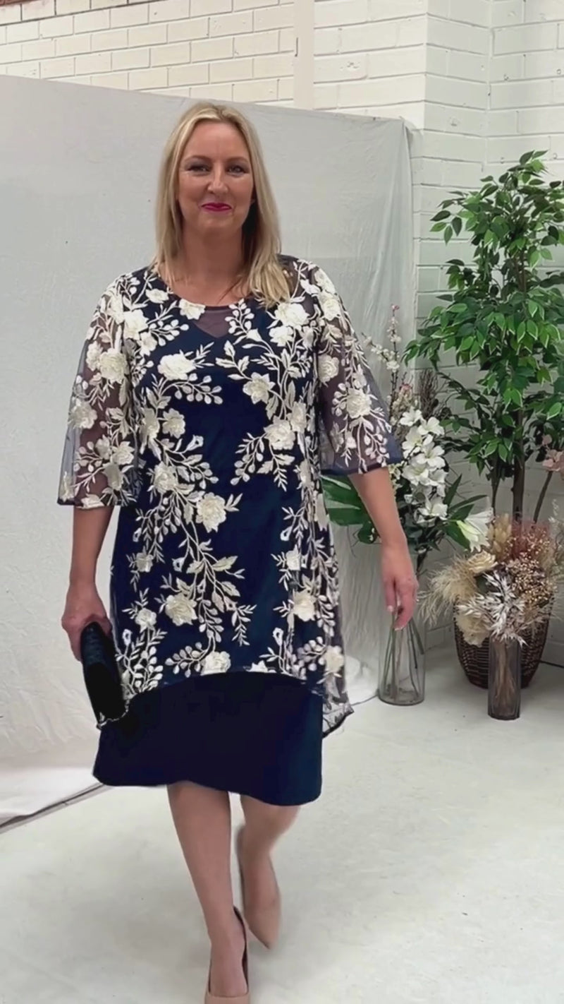 Xyla White Blossom 2 Piece Set