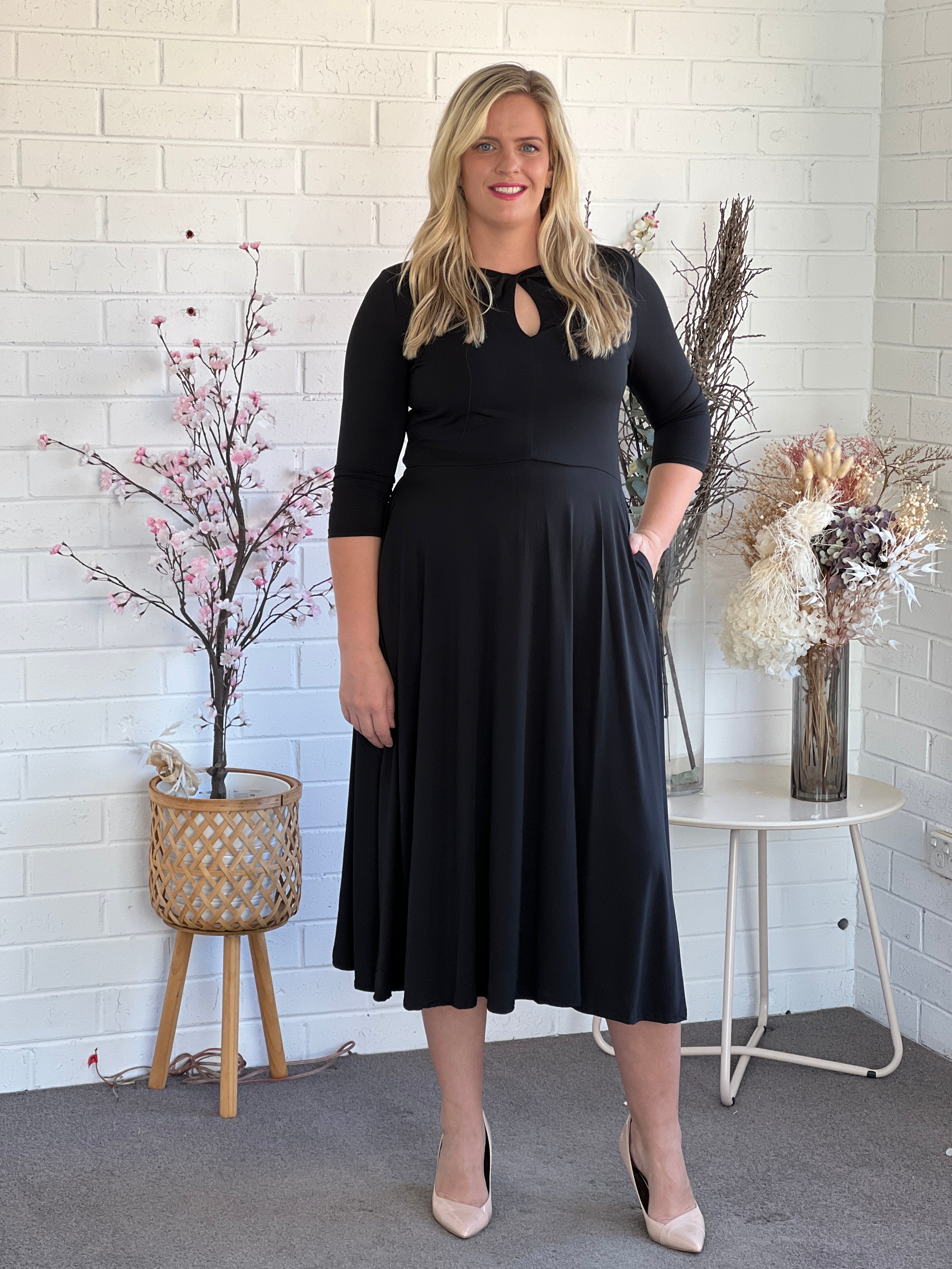 Plus size clearance black jersey dress