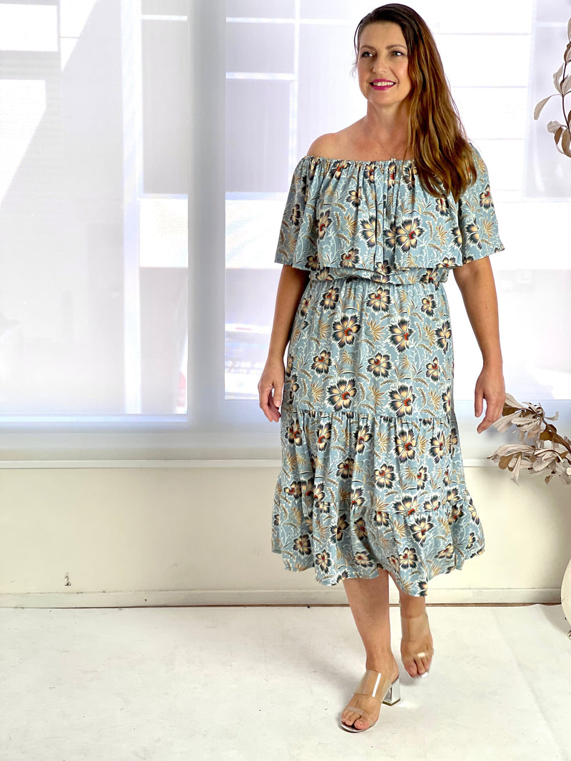 Four Girlz DRESSES Gorgeous Floral  Event Dress
