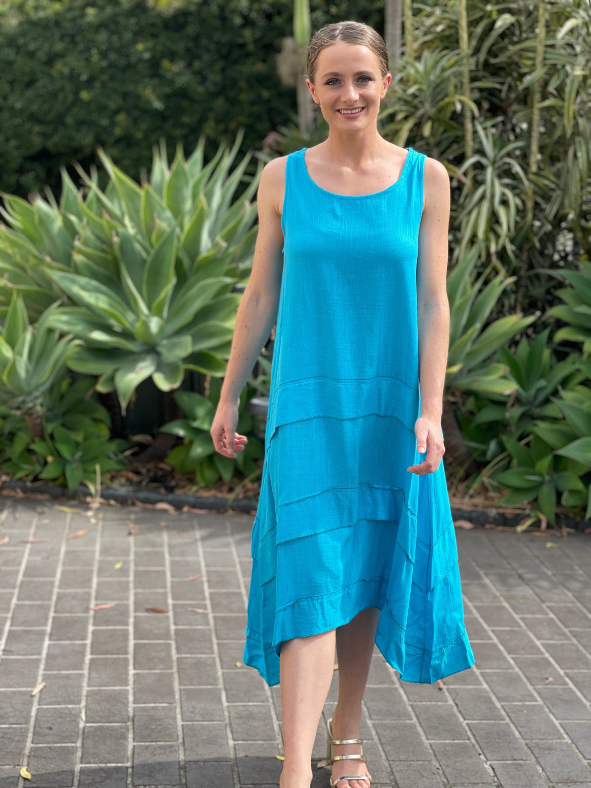 Quanda Aqua Linen Dress – Dressxox