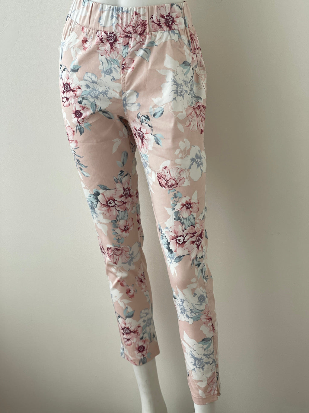 Devlin Blush Floral Pants – Dressxox
