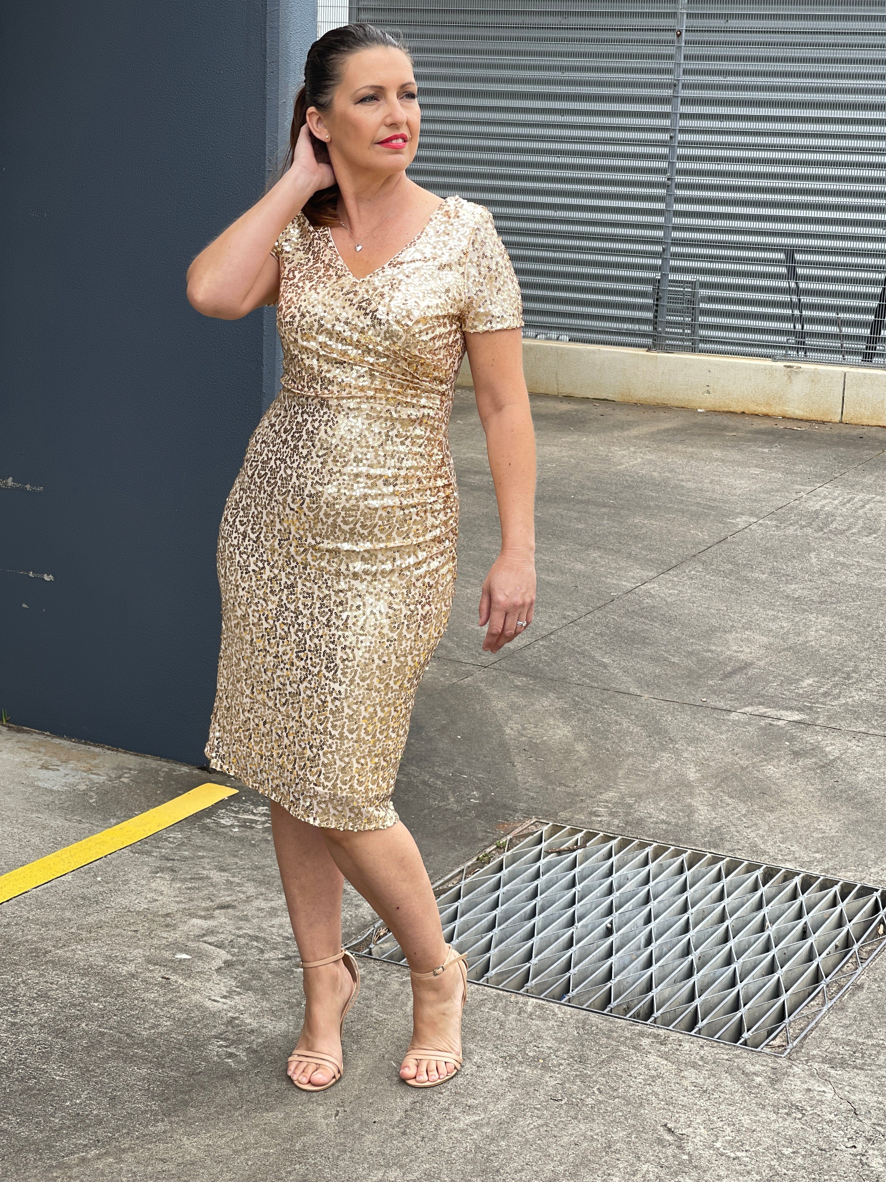 Gold sequin dresses hotsell