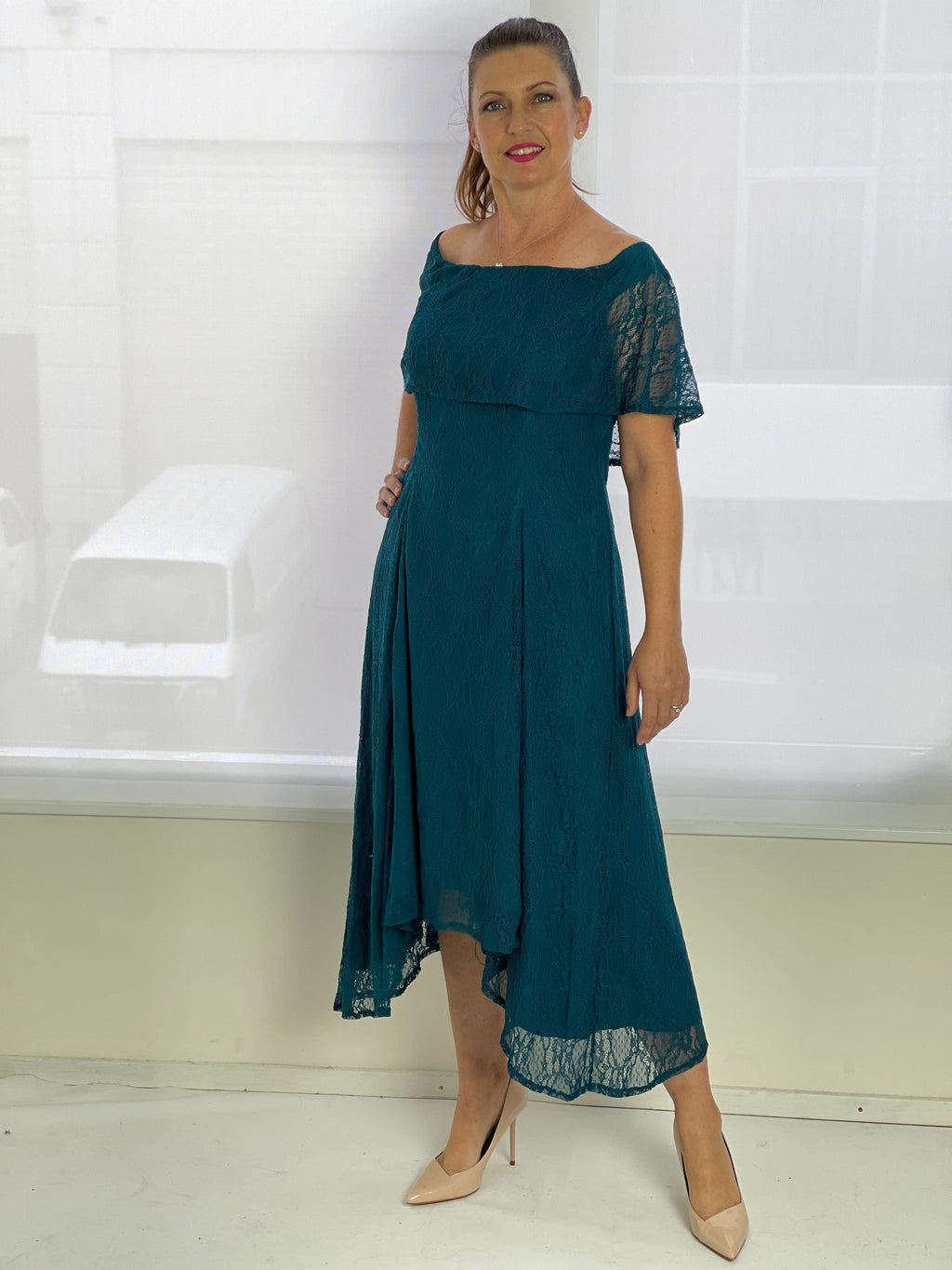 Sinatra Emerald Lace Dress – Dressxox