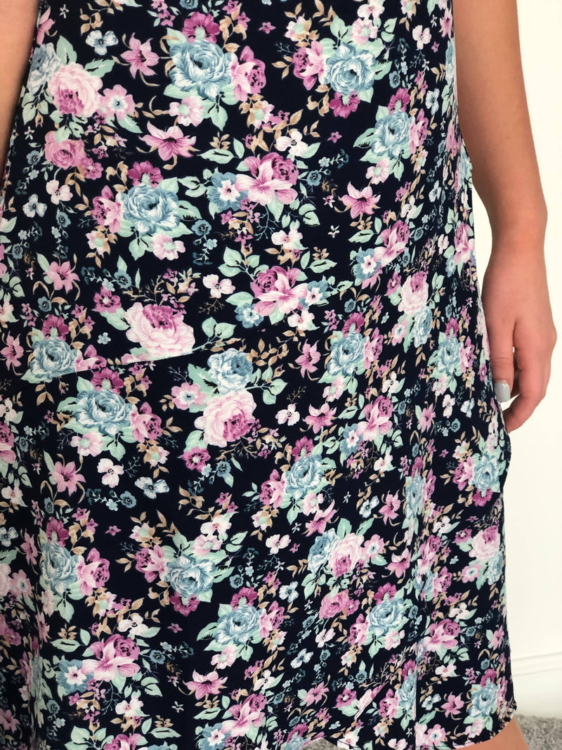 Miss Anne DRESSES Vicky Navy Floral Party Dress